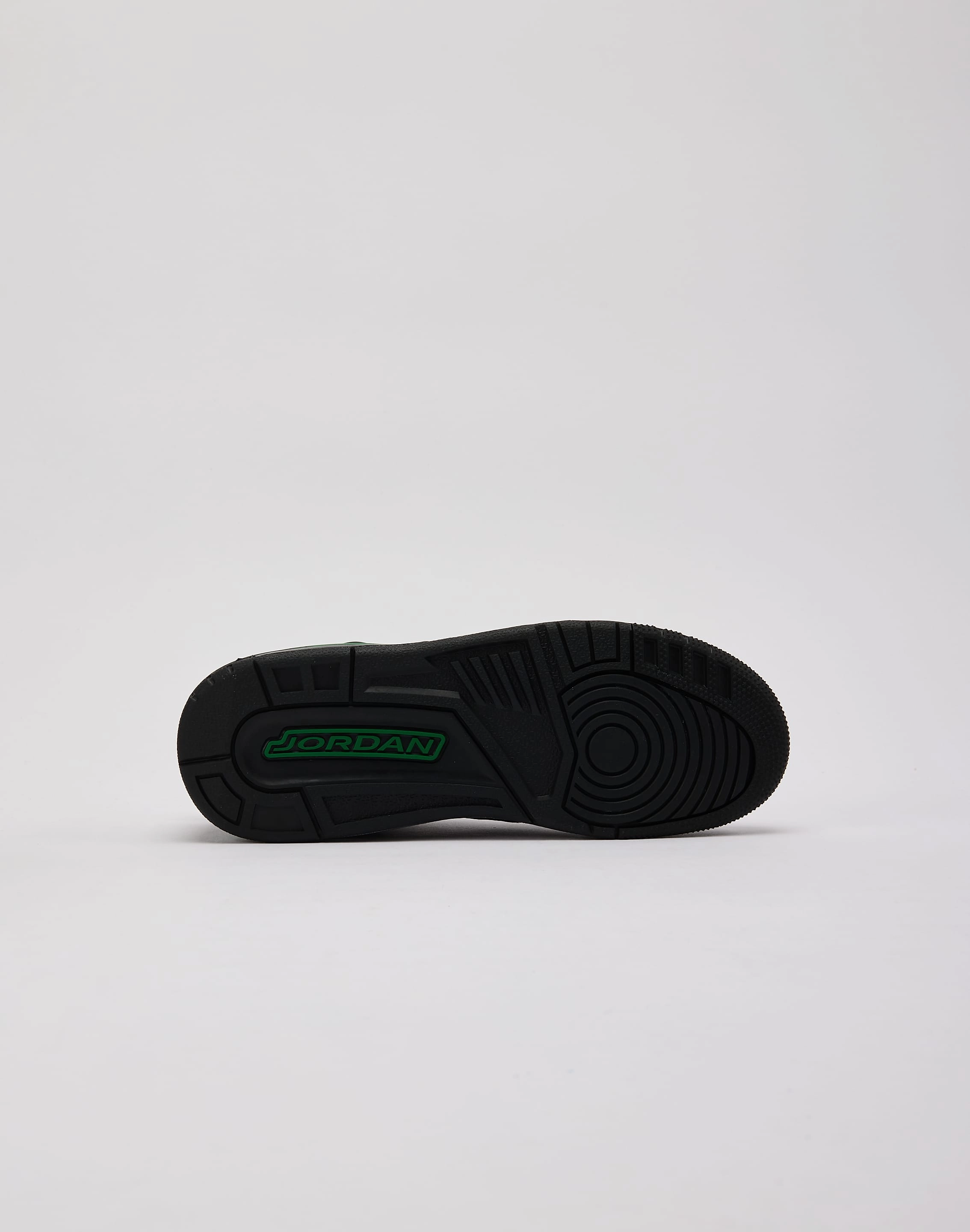 Sustainable fashion Jordan Spizike Low Grade-School