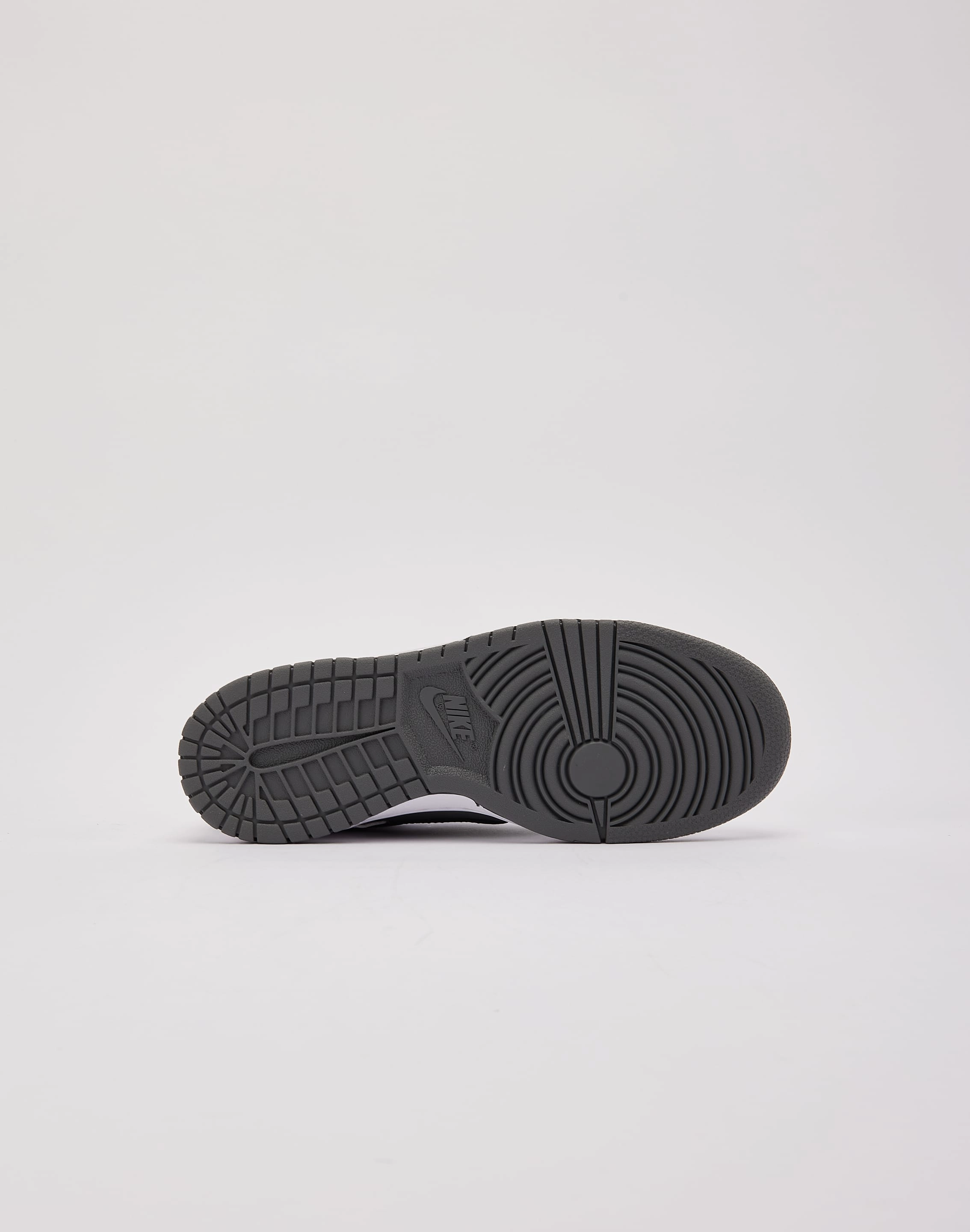 Sustainable fashion Nike Dunk Low Grade-School