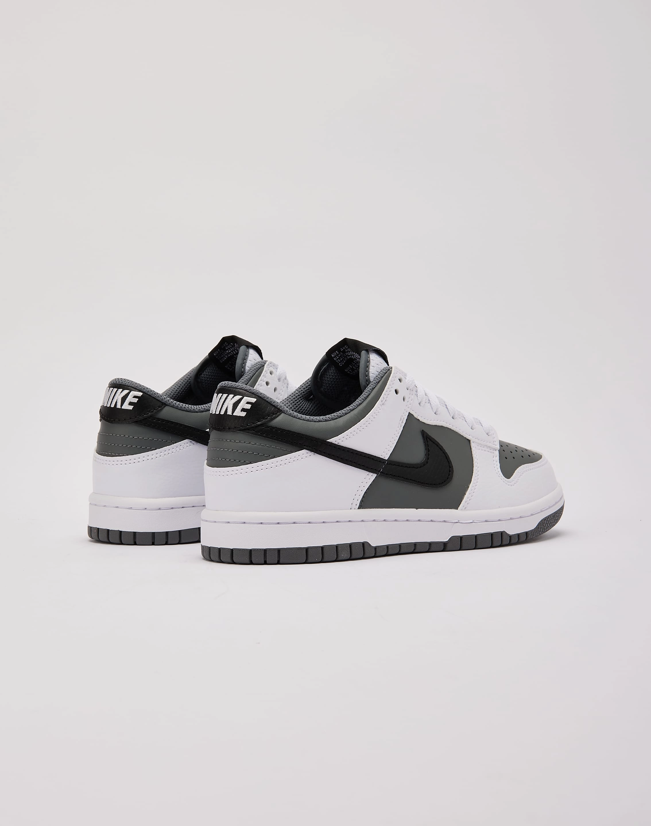 Sustainable fashion Nike Dunk Low Grade-School