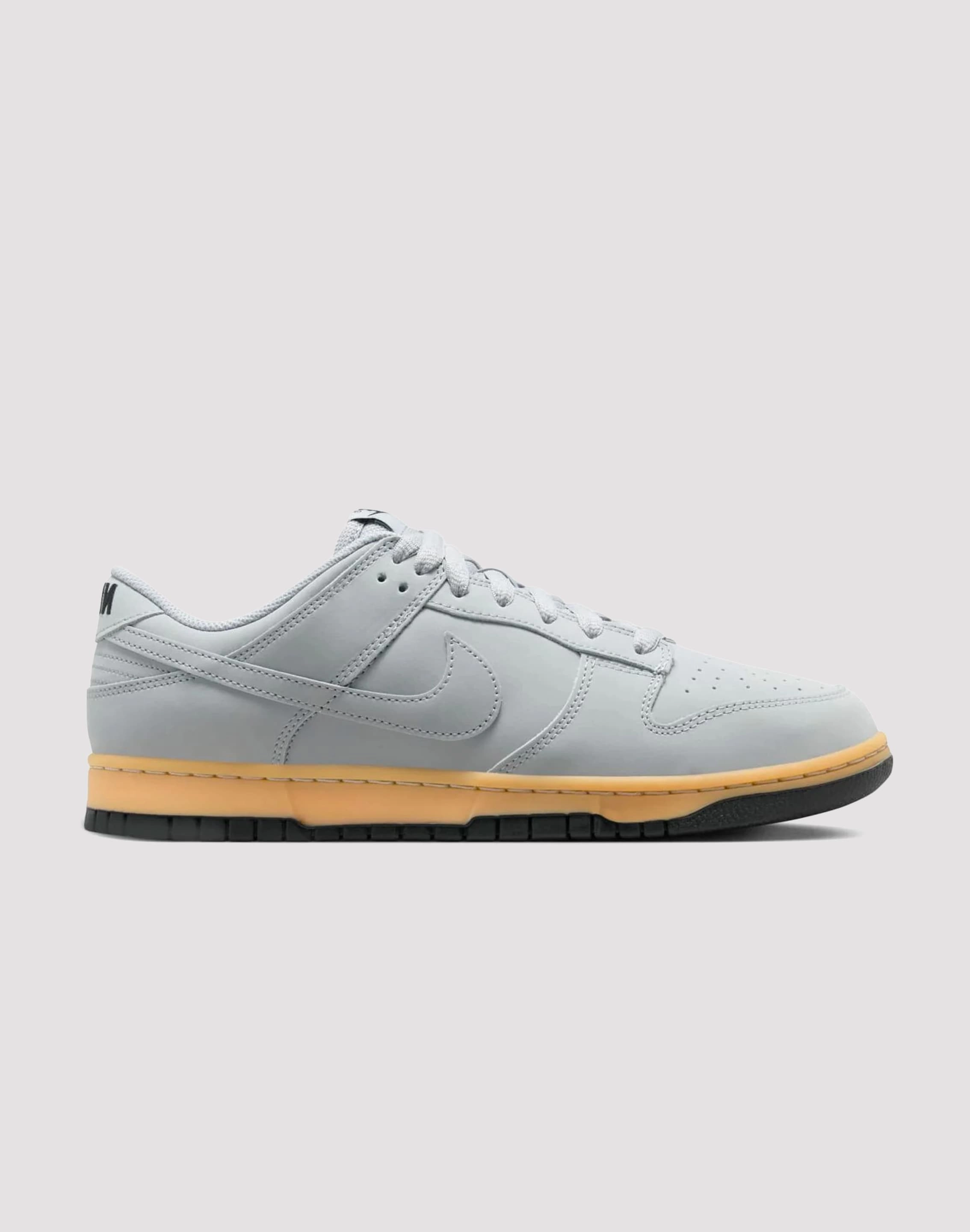 Sustainable fashion Nike Dunk Low SE Denim products