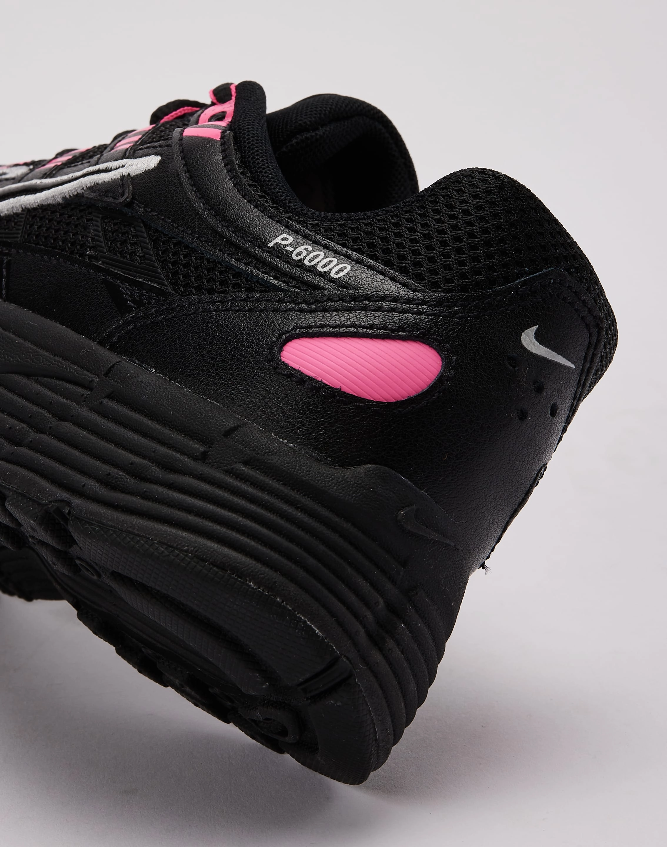 Sustainable fashion Nike P-6000 Grade-School