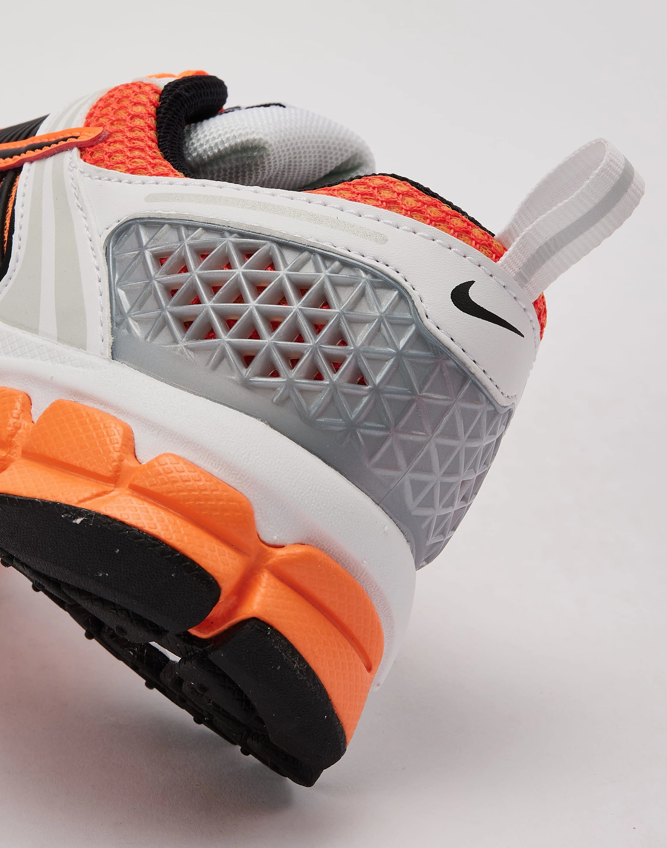 Sustainable fashion Nike Zoom Vomero 5 Grade-School