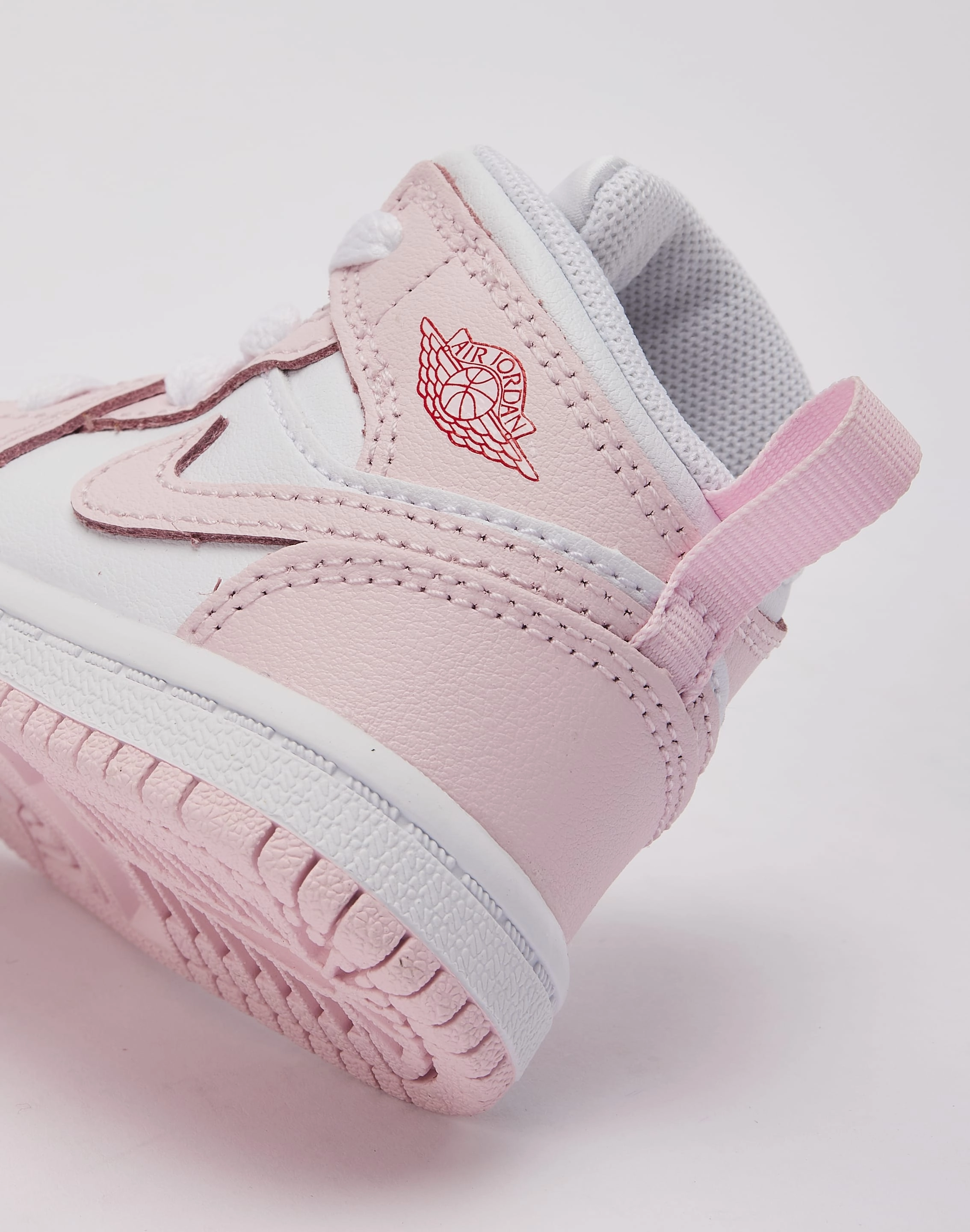 Sustainable fashion practices Jordan Air Jordan 1 Mid Toddler