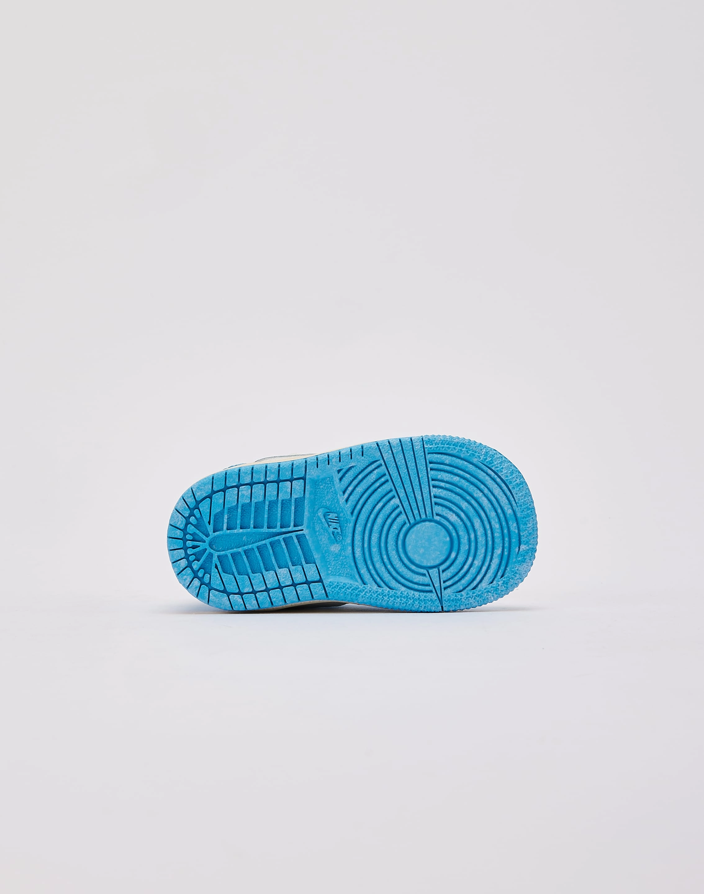 Sustainable fashion practices Jordan Air Jordan 1 Retro High OG 'UNC Reimagined' Toddler