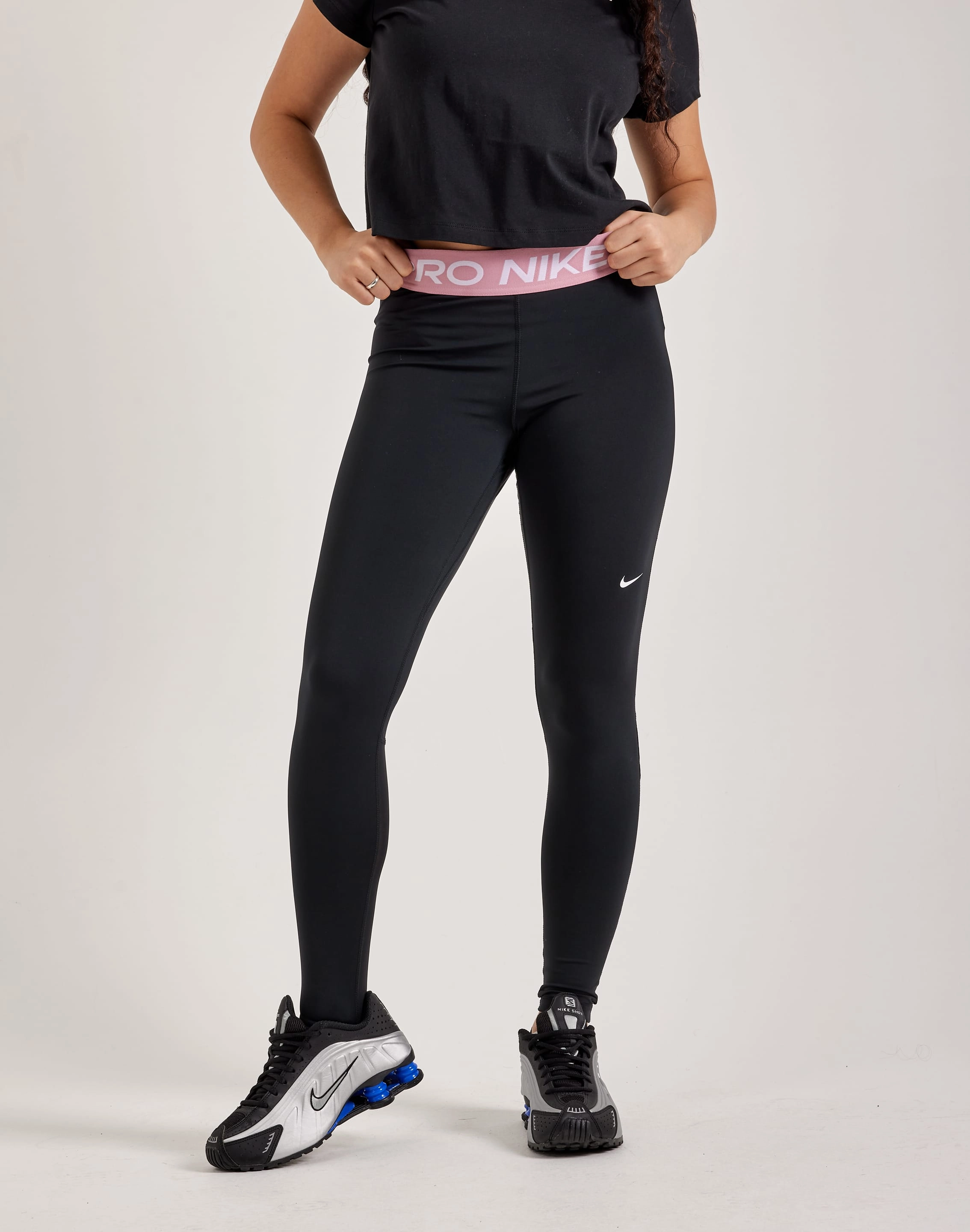 Sustainable fashion practices Nike Pro Mid-Rise Mesh-Paneled Leggings Clothing assortments