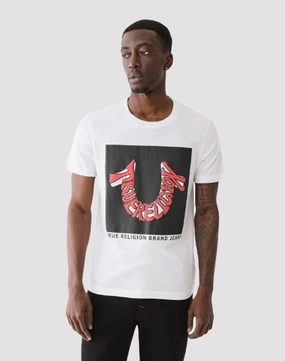 Sustainable fashion True Religion Warped Horseshoe Tee Fashion models