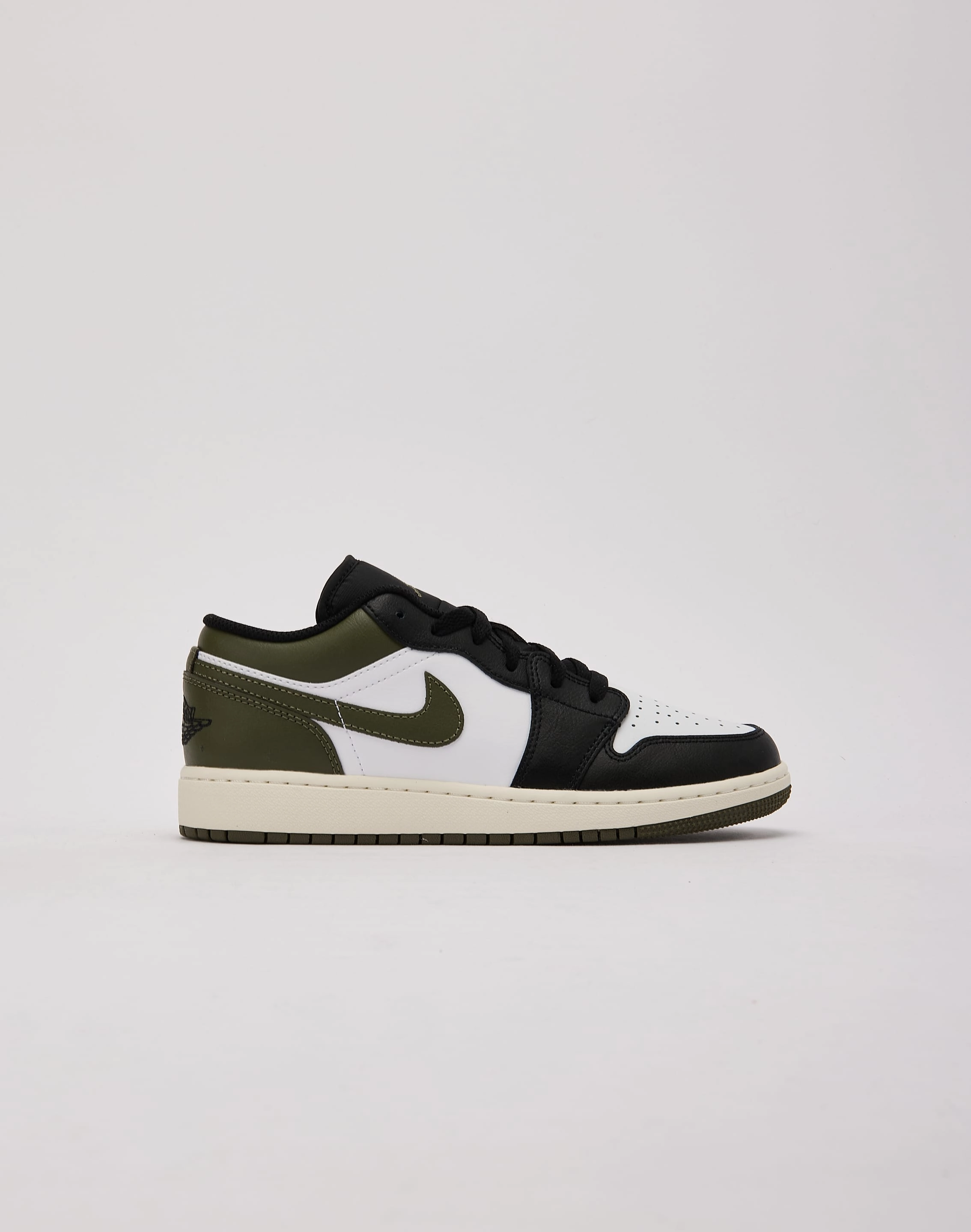 Sustainable fashion practices Jordan Air Jordan 1 Low Grade-School Fashion archives