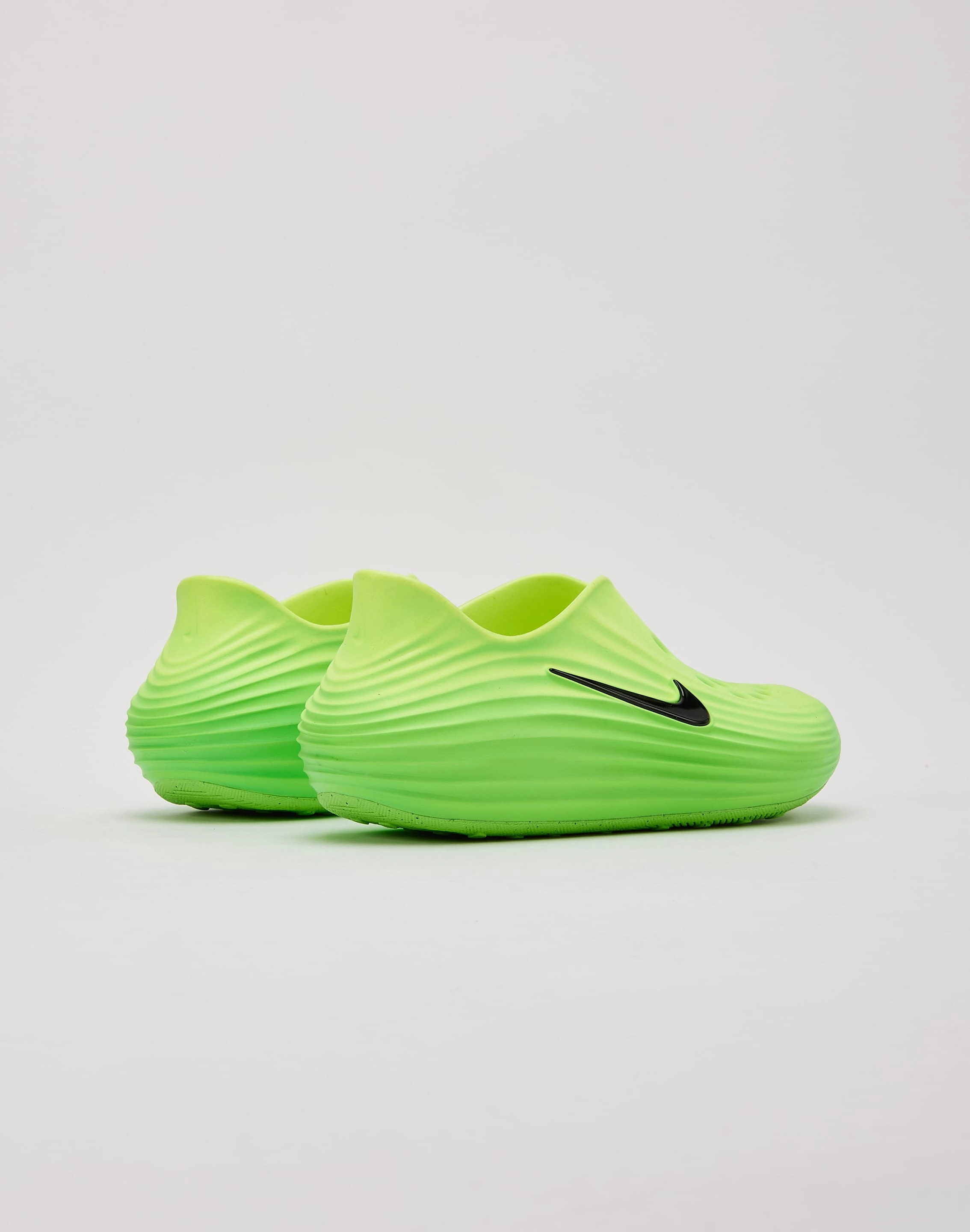 Swimwear selections Nike ReactX Rejuven8 Grade-School