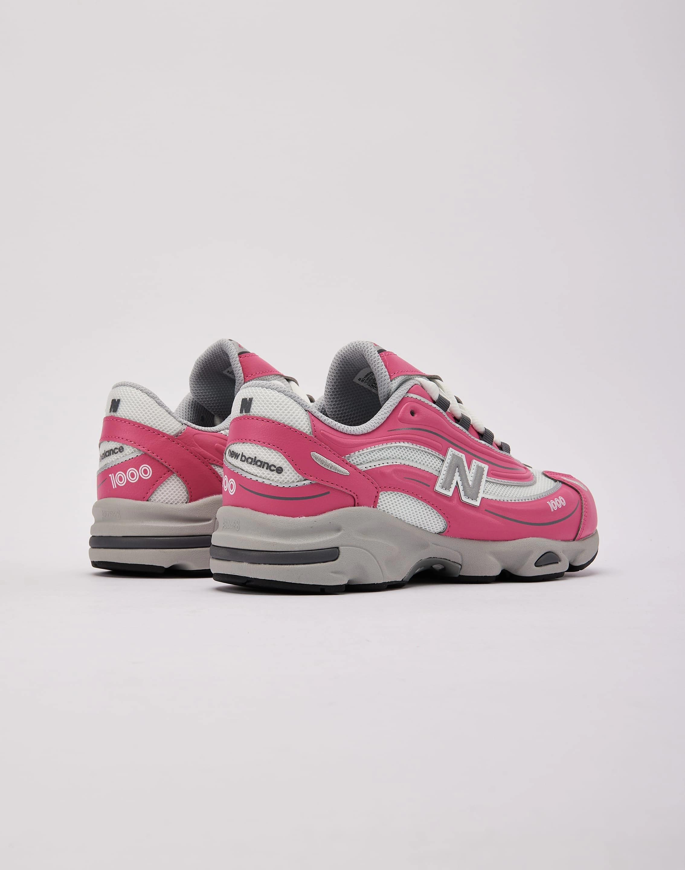 Trendy gear New Balance 1000 Grade-School