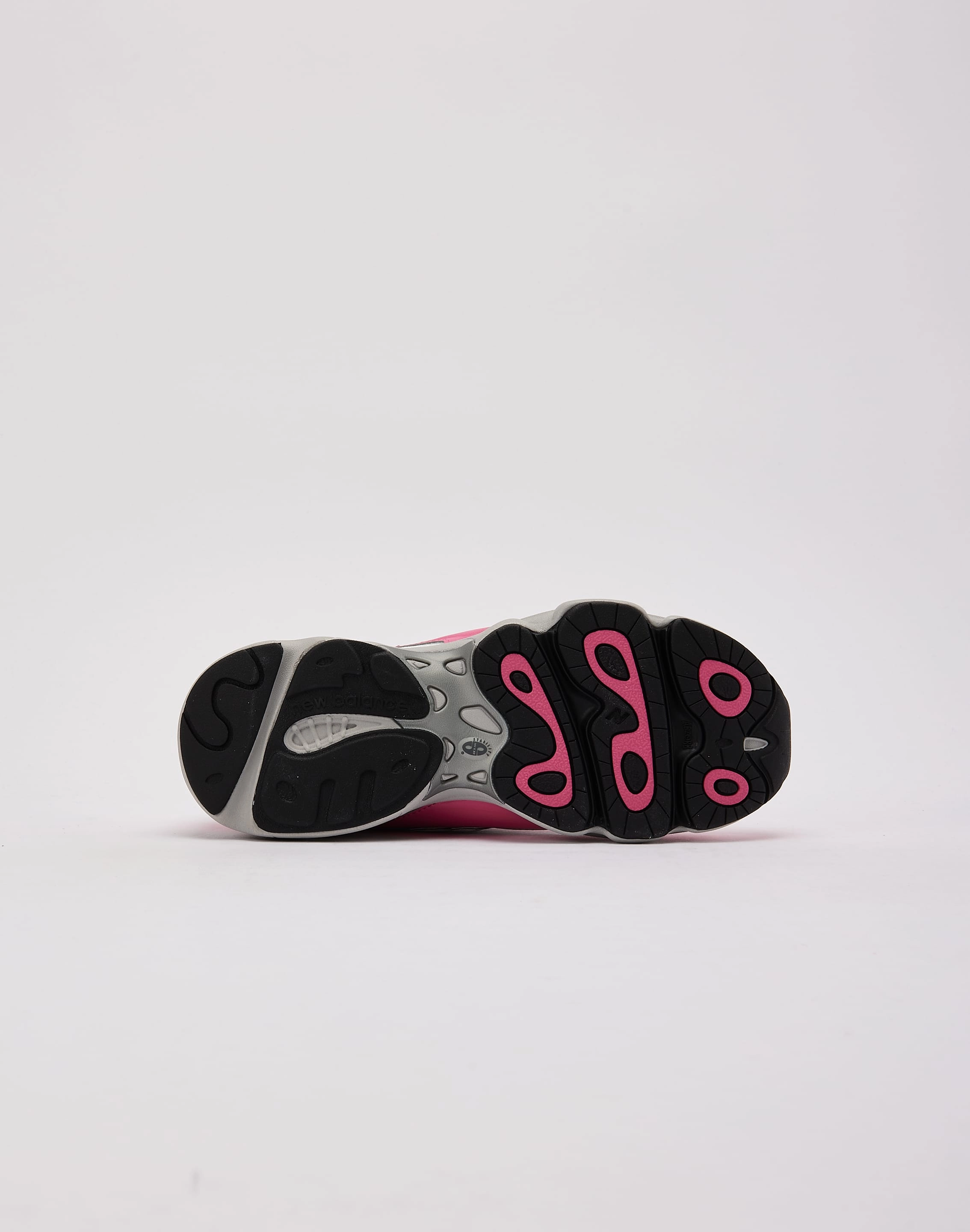 Trendy gear New Balance 1000 Grade-School