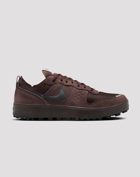 Trendy gear Nike C1TY Recycled fashion materials