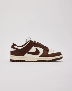 Trendy gear Nike Dunk Low Fashionable goods