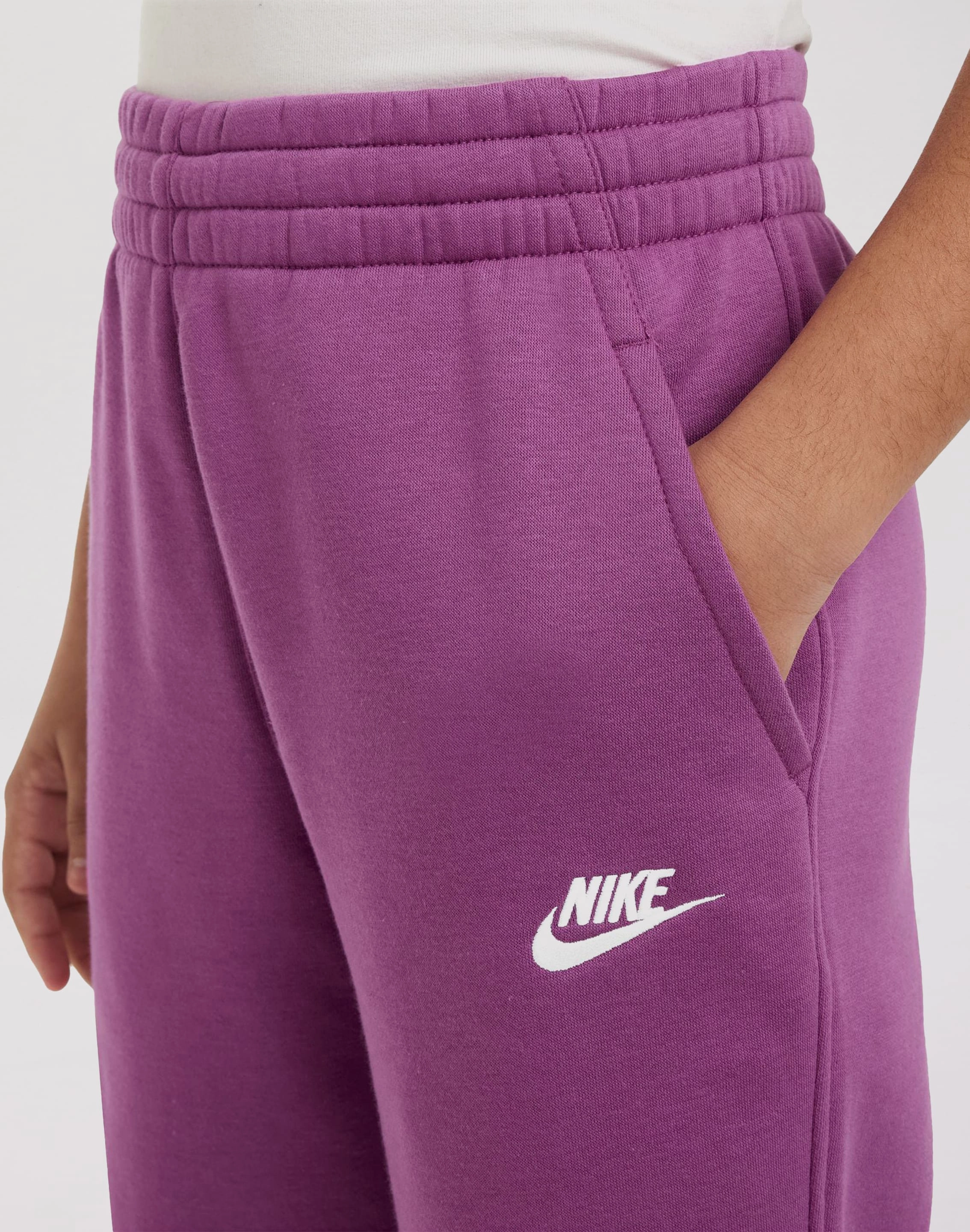 Trendy gear Nike Sportswear Club Fleece Joggers