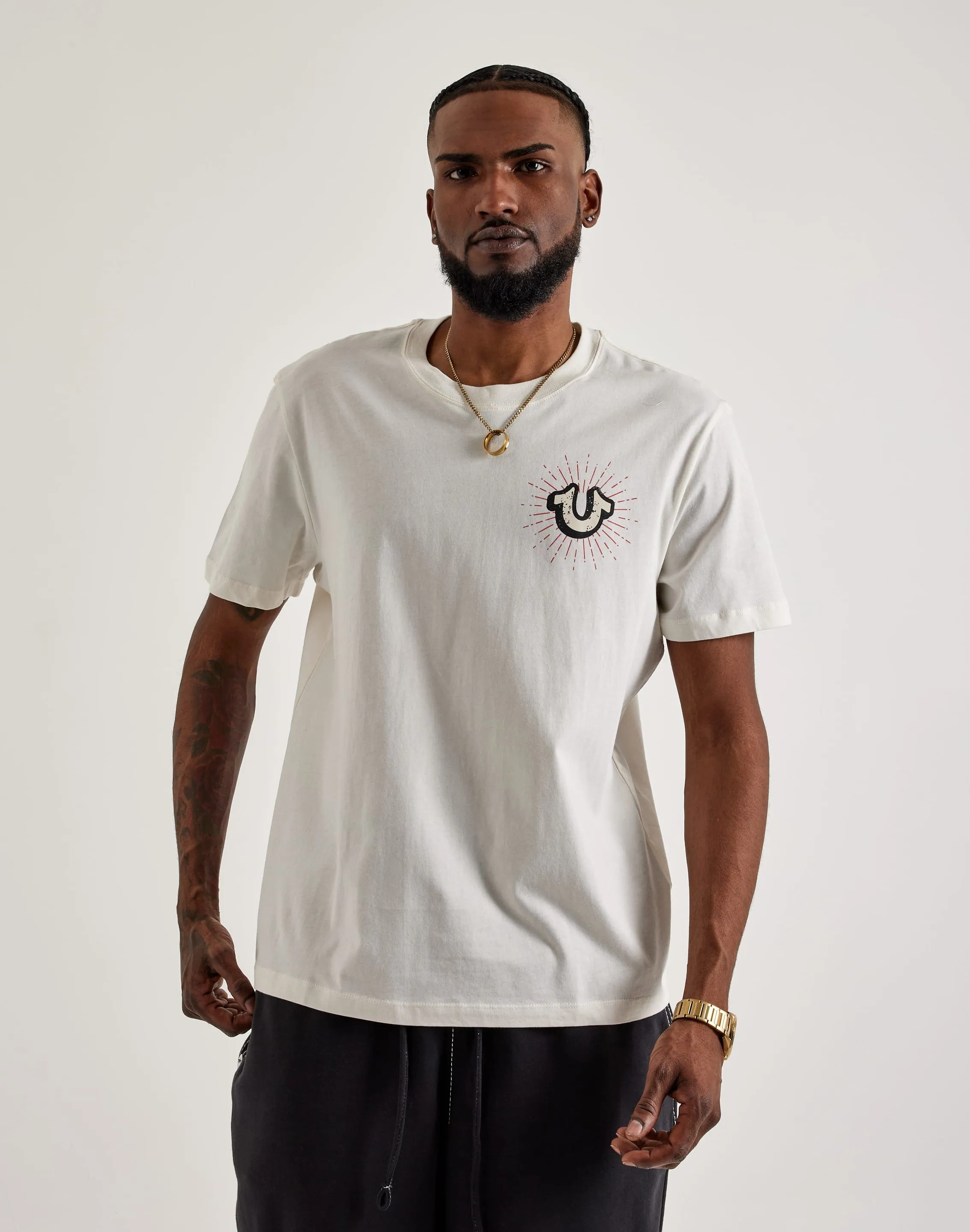 True Religion Shining Crest Tee Embroidered fashion Comfortable apparel