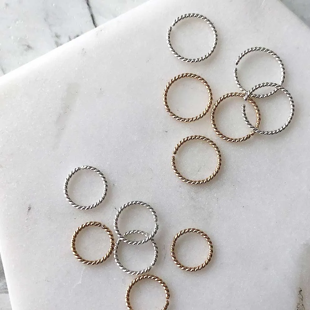 Twist Sleeper Hoops