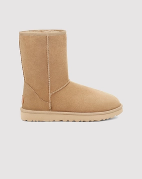 UGG Classic Short II Boots Fashion influencers' recommendations Fashion trends