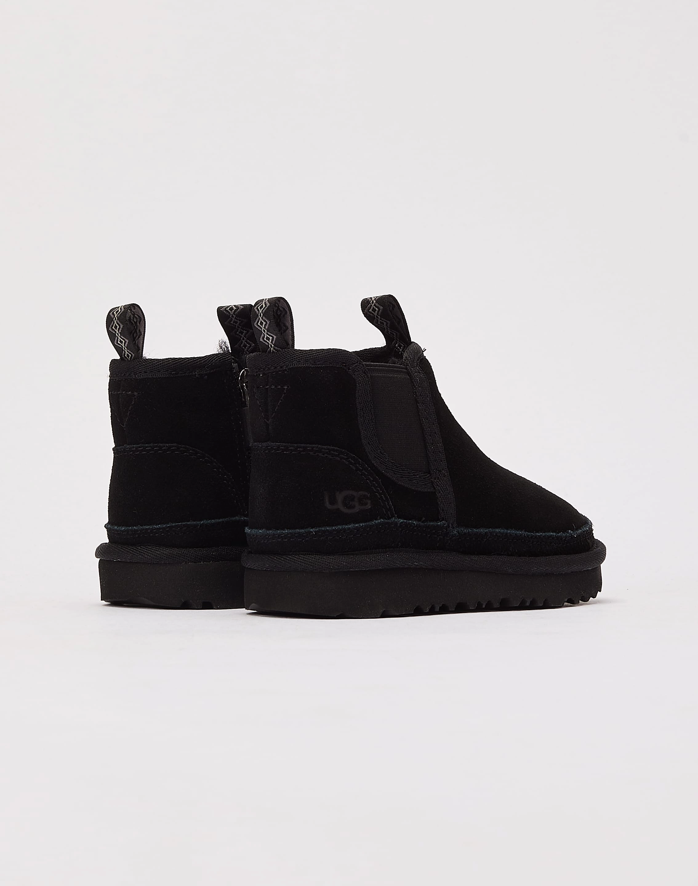 UGG Neumel Chelsea Boots Toddler Casual wear options