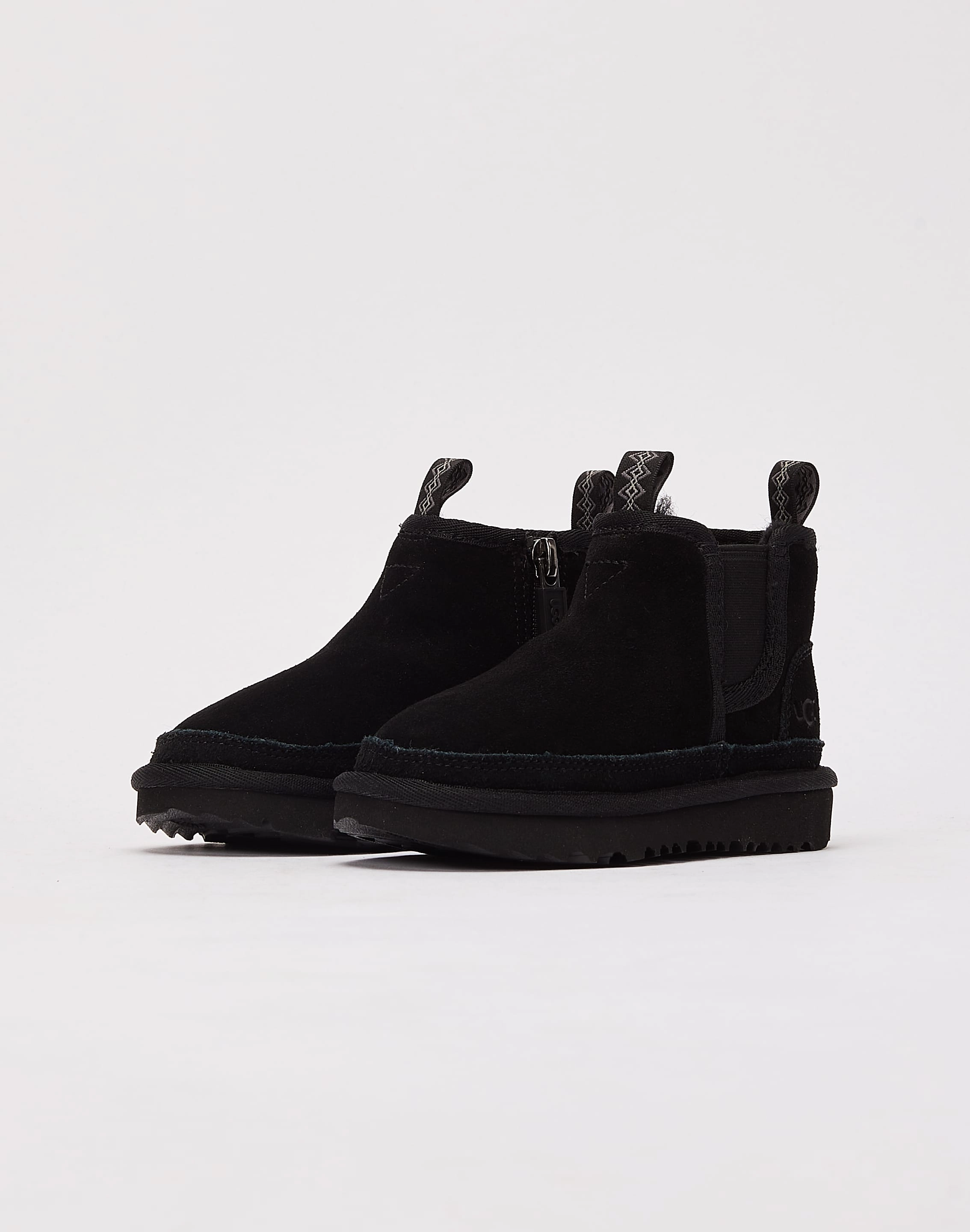 UGG Neumel Chelsea Boots Toddler Casual wear options