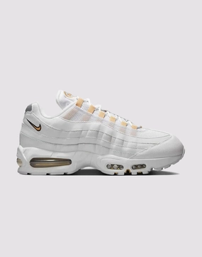 Upcycled fashion Nike Air Max 95 OG Suede - finished fashion