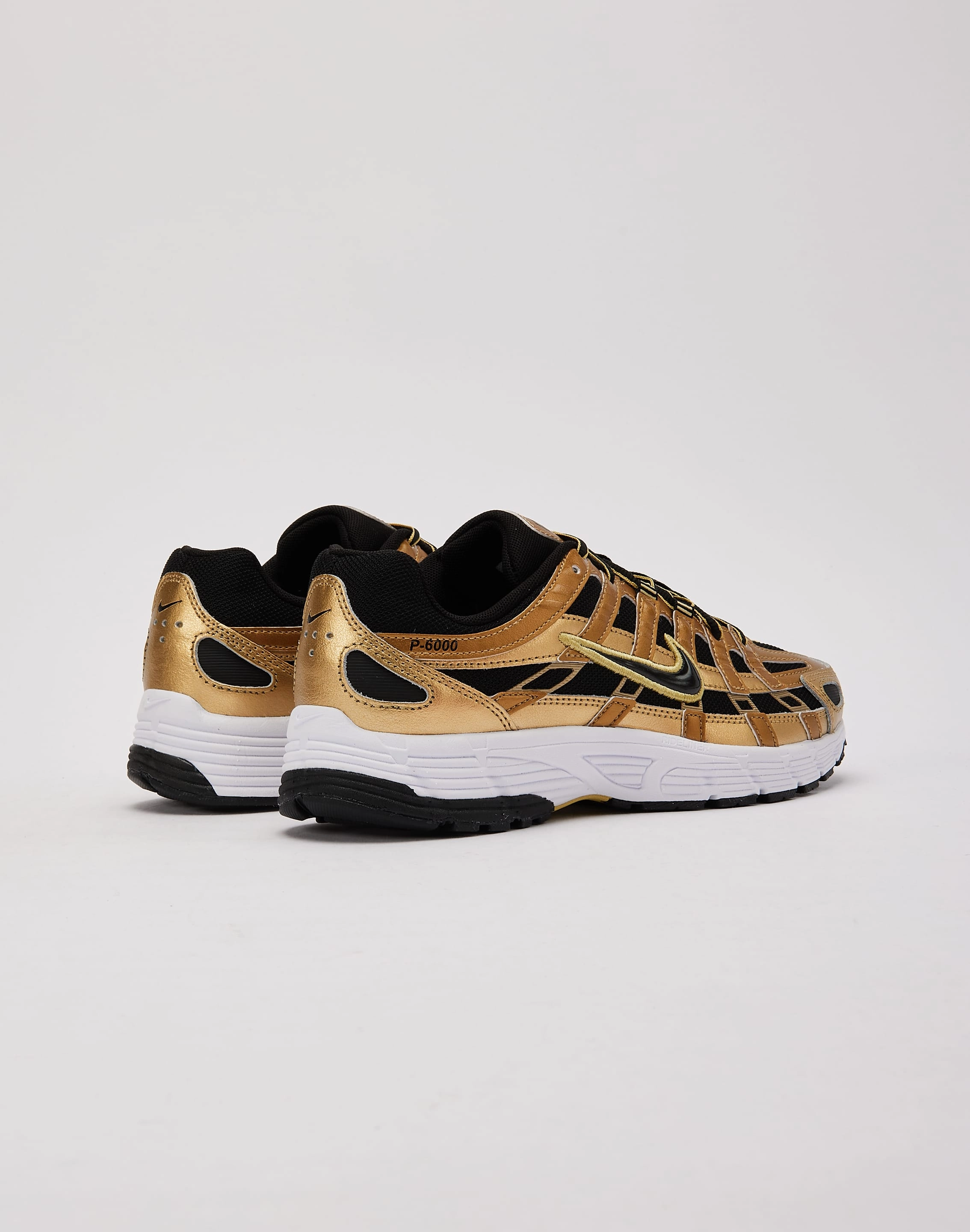 Upcycled fashion Nike P-6000 Grade-School
