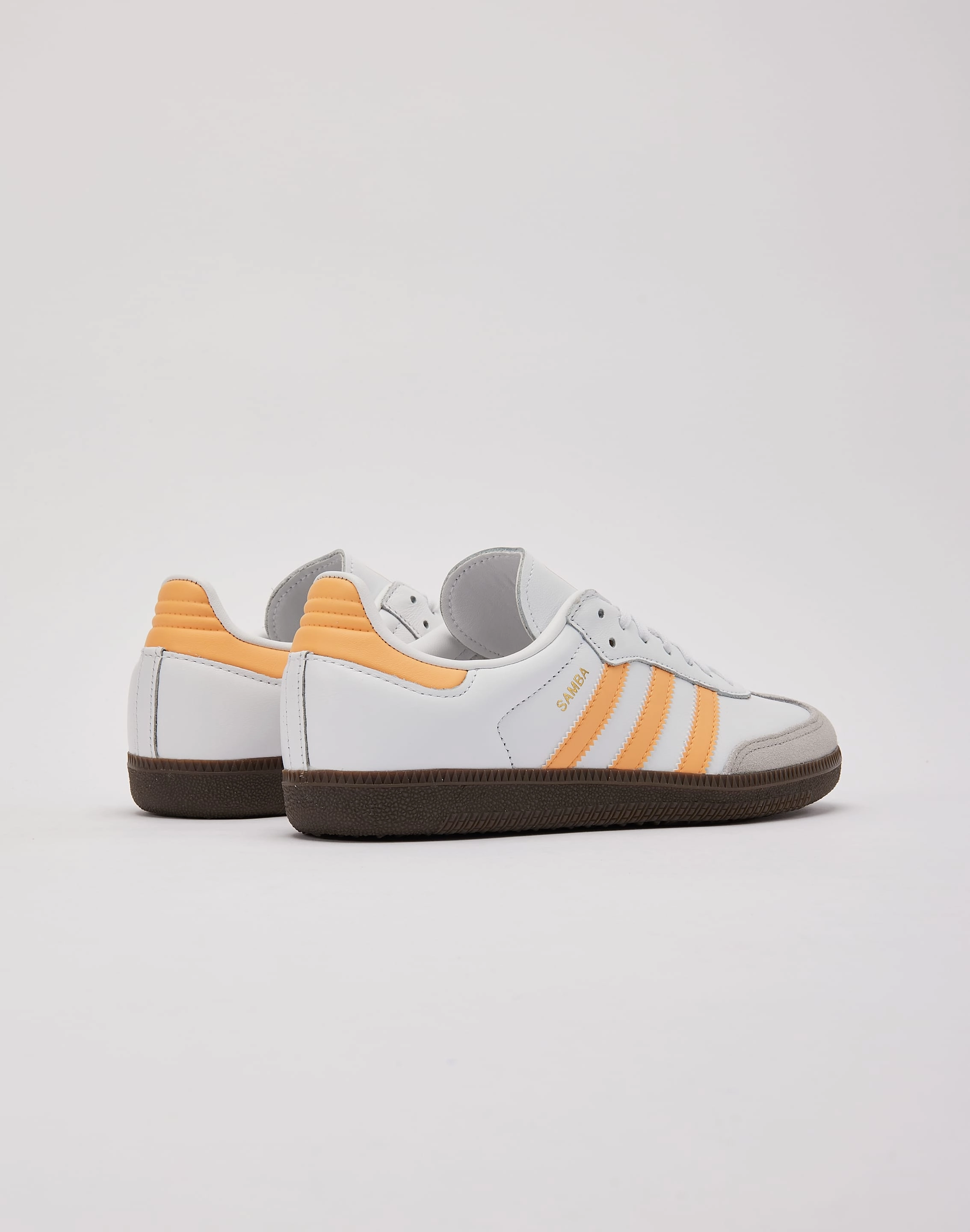 Wardrobe staples Adidas Samba OG Grade-School