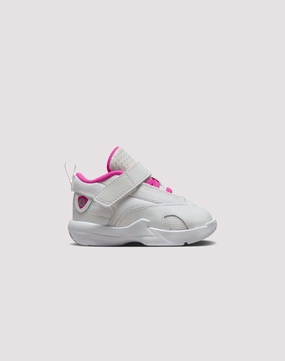 Wardrobe staples Jordan Max Aura 6 Toddler Girls' White/Fire Pink Formal wear selections