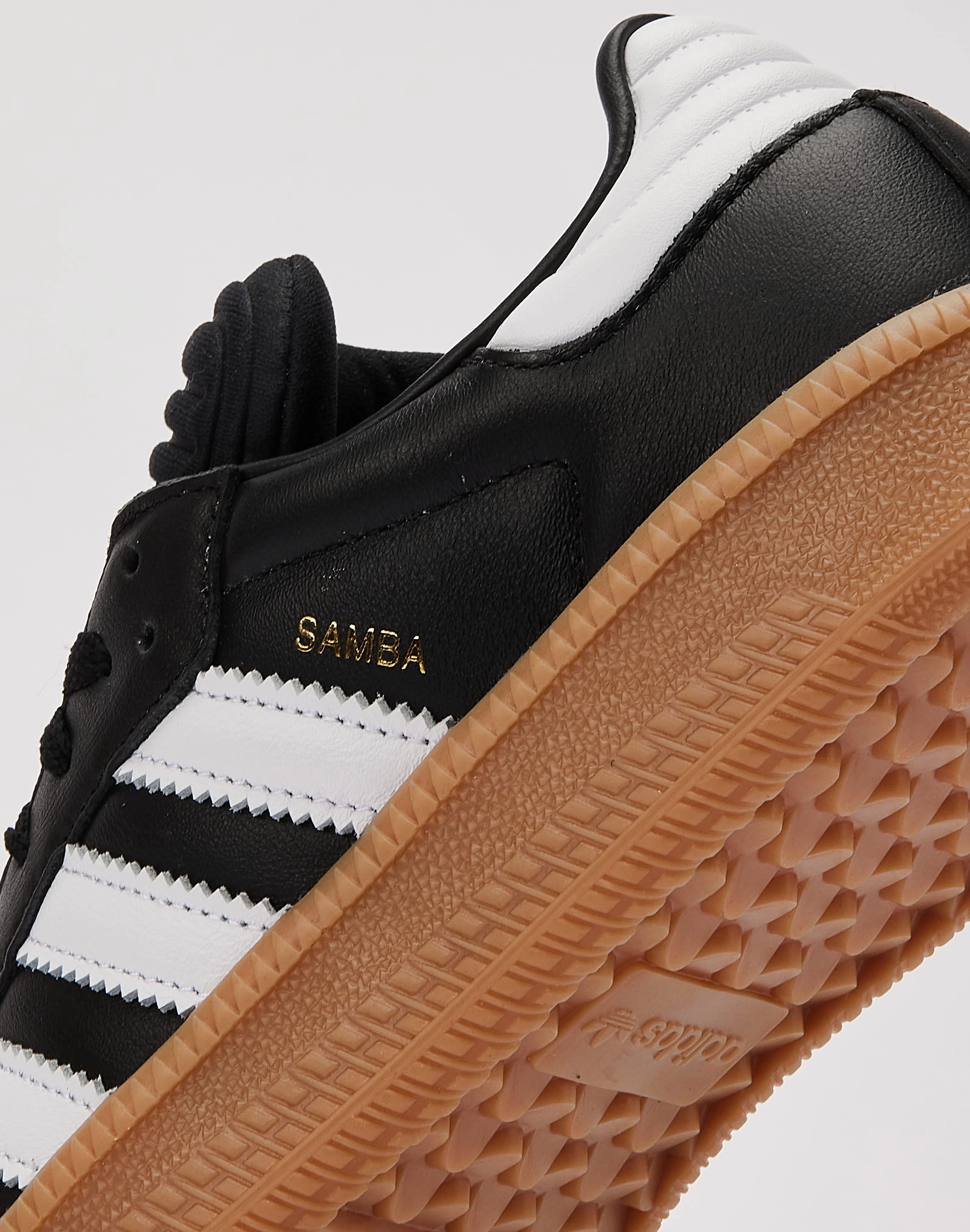 Wool - sourced fashion Adidas Samba XLG Grade-School