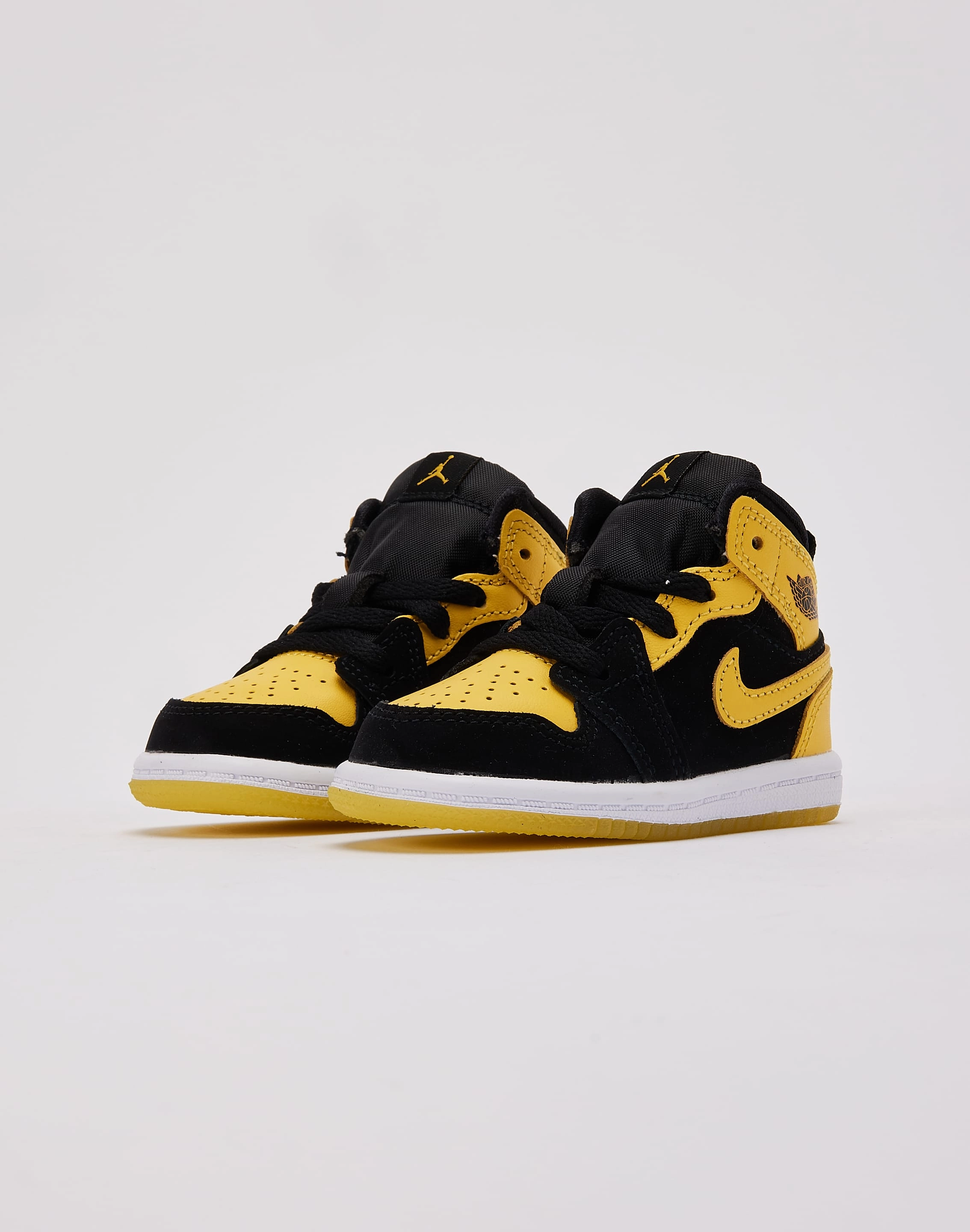 Workwear options Jordan Air Jordan 1 Mid SE 'New Love' Toddler