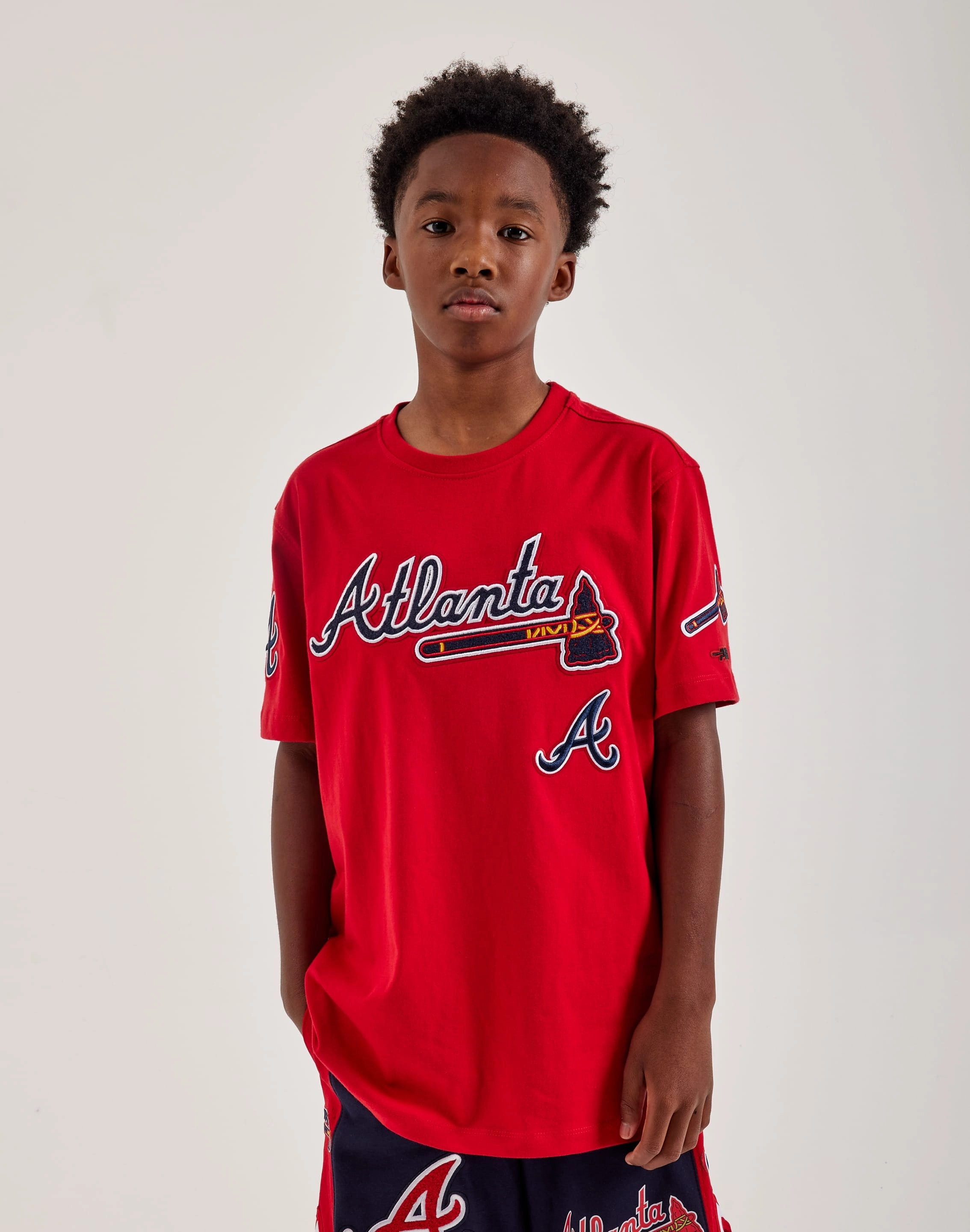 Retro fashion finds Pro Standard Atlanta Braves Tee Grade-School Budget - friendly fashion