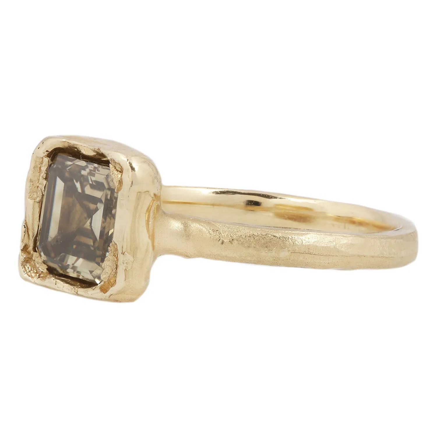 X Soft Green Diamond Ring